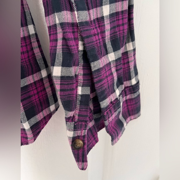 Eddie Bauer plaid button-up shirt - extra small - purple/pink - Picture 4 of 7
